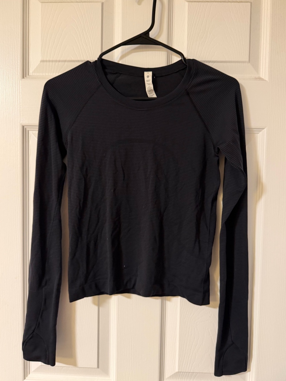 Lululemon Swiftly Tech Long-Sleeve Shirt 2.0 Waist Length